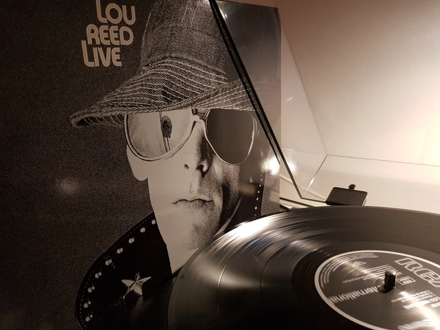Lou 1