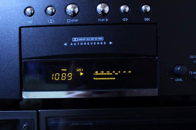 Grundig M100-CF VU