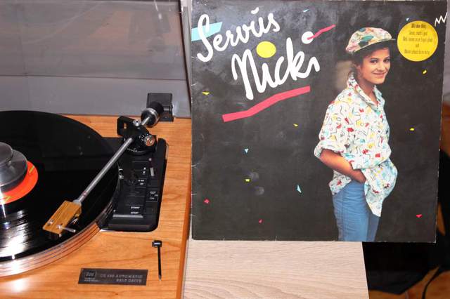 Nicki - Servus Nicki (LP-Cover und Dual)