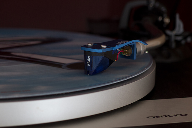 Ortofon-2M-blau