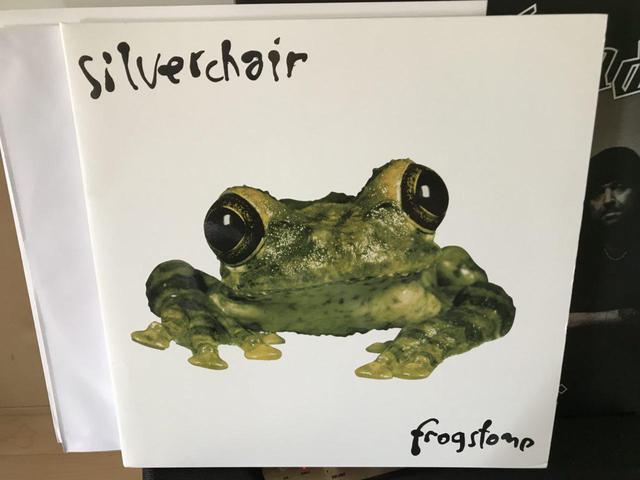 Frogstomp - Cover