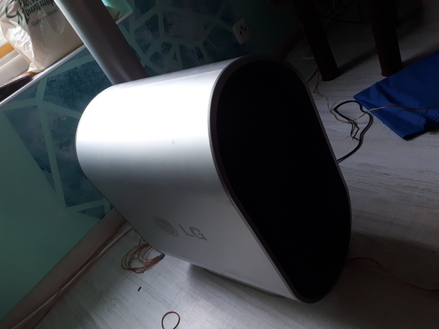 Subwoofer LG