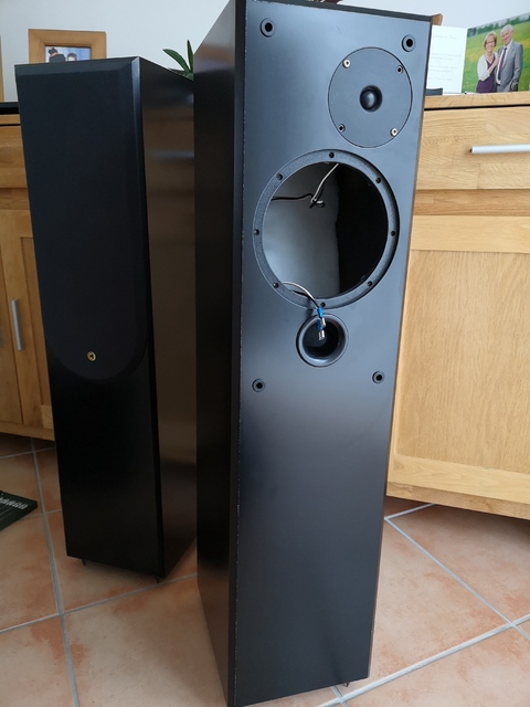 Keswick Audio Resear \"Volante\"