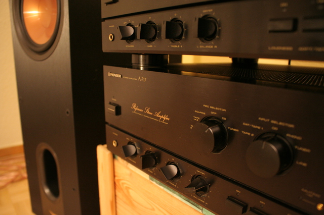 Pioneer A717