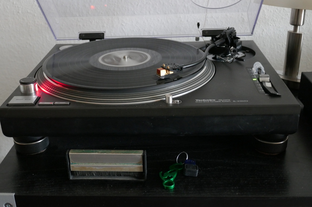 Technics SL 1210MK2 + SME Series III + AT 20Sla