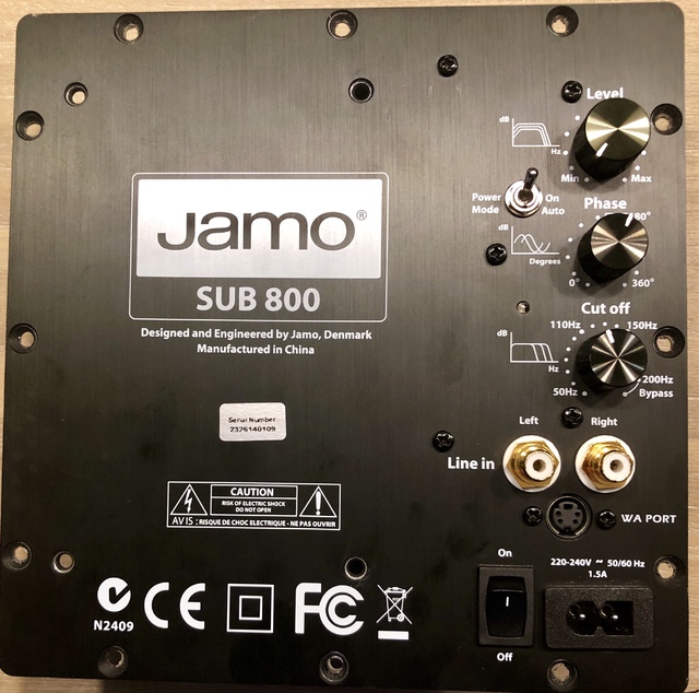 Jamo Sub 800