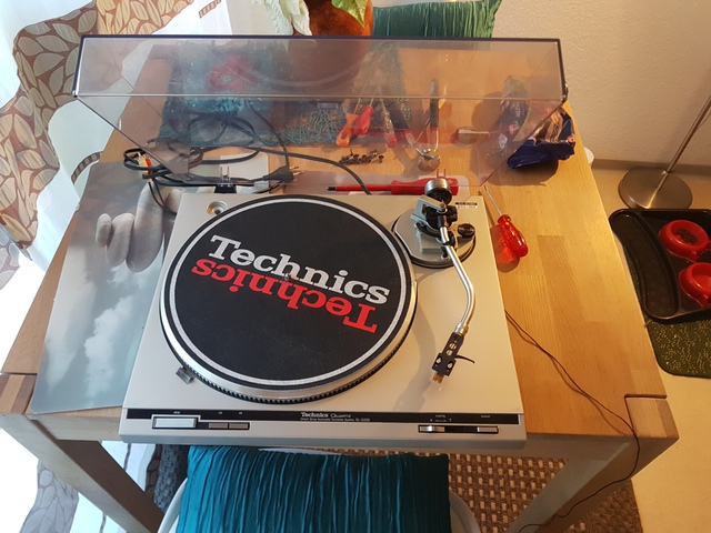 Technics SL-Q202