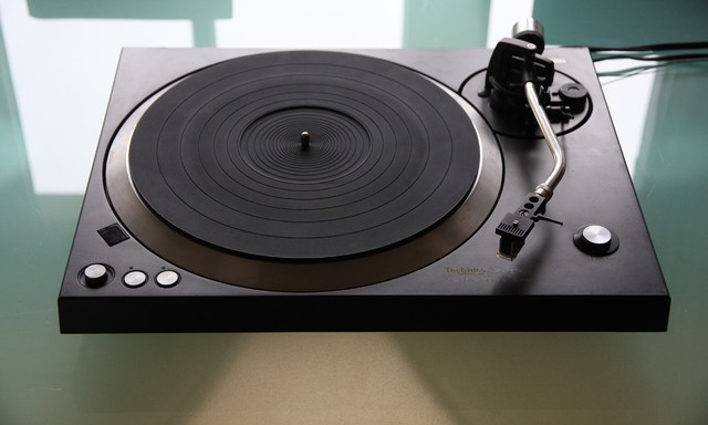 Technics SL 1411