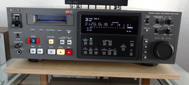 7040 II