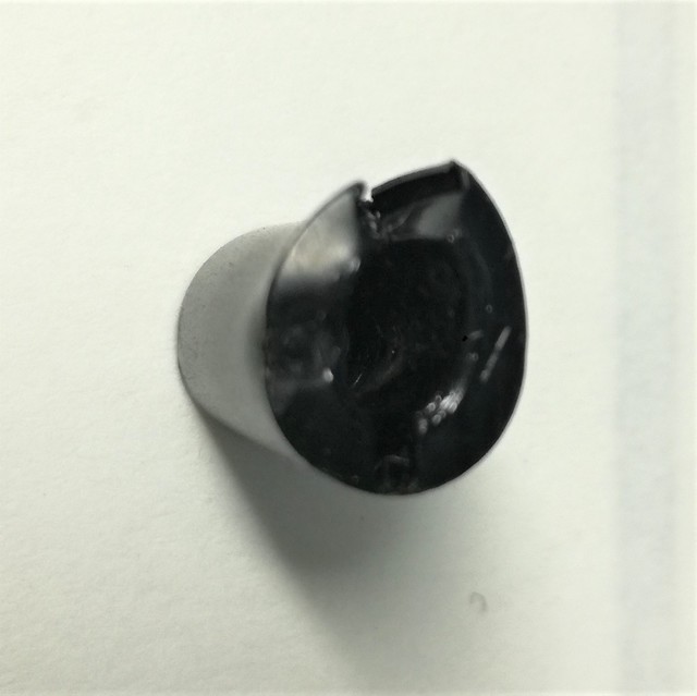 CR240 HebelSW Broken Stud B8