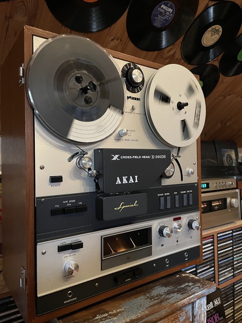 Akai X 360DS