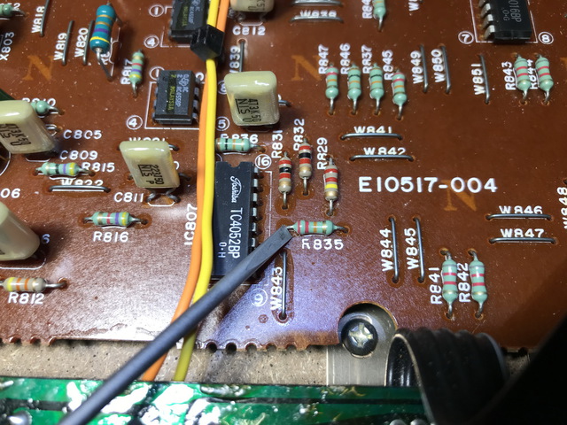 R835 10 22K