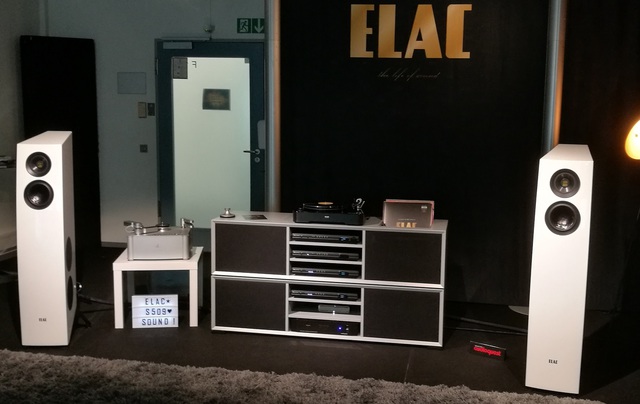 HE Elac S509