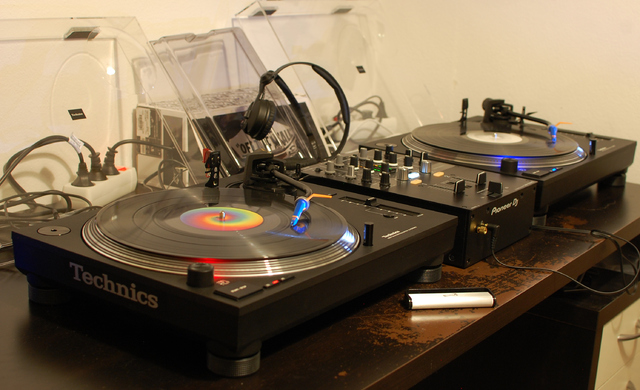 Technics SL-1210 MK7 Im DJ Setup