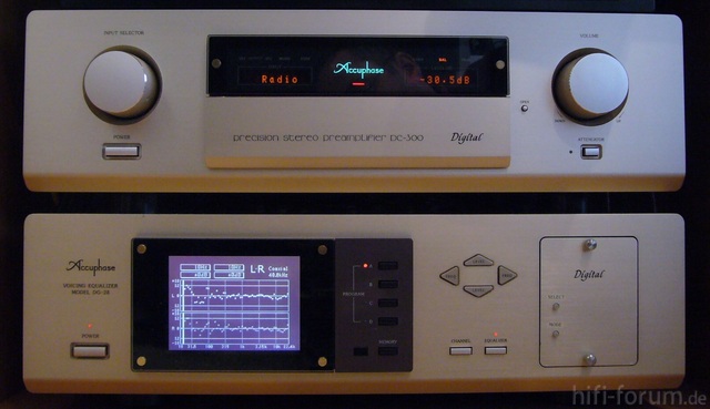 Accuphase DC-300 & DG-28