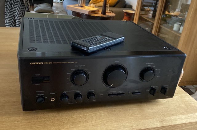 Onkyo A-8870