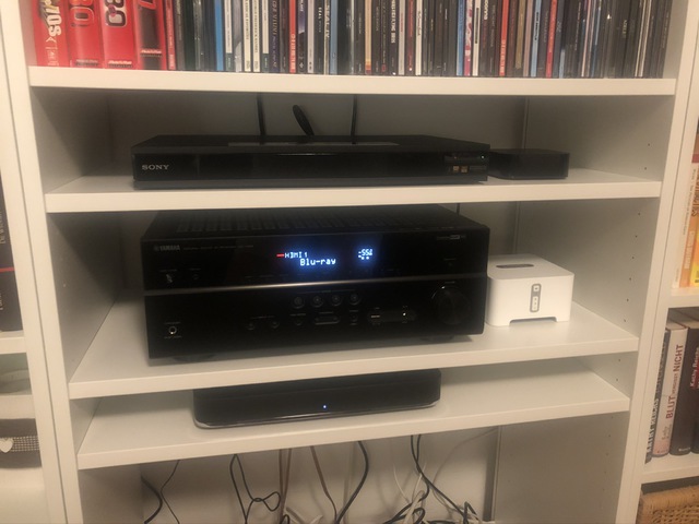 Yamaha RX-V685 Und Sony X800M2