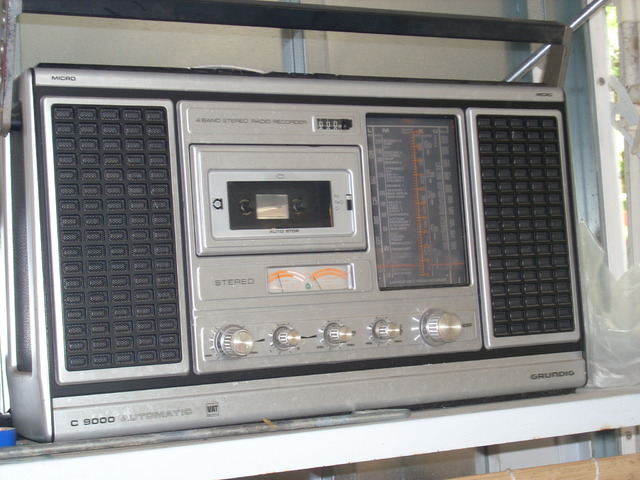 GRUNDIG C9000