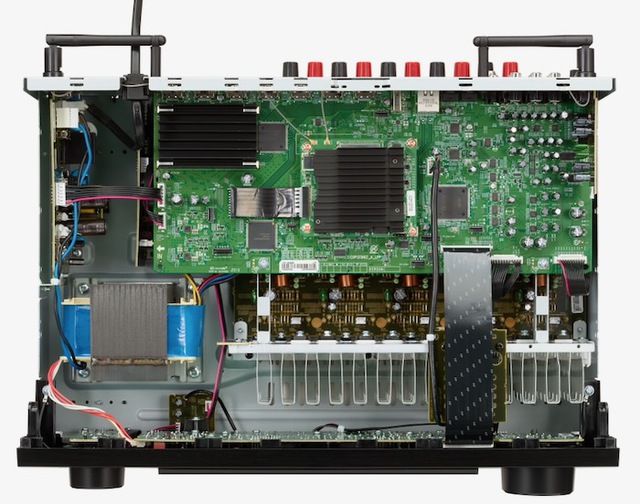 Denon-AVR-S670H-Inside_komplett