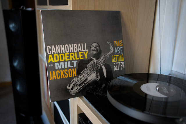  Cannonball Adderley With Milt Jackson ?– Things Are Getting Better 