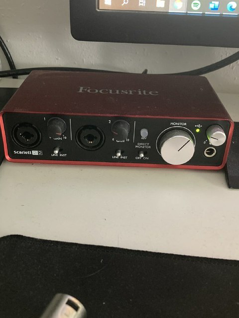 Audiointerface Focusrite Scarlett 2i2