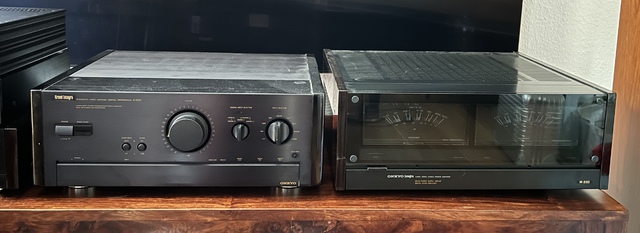 A-8990 vs M-200