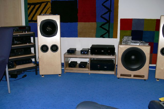 Tannoy Anlage HiFi Raum im 40 qm Keller