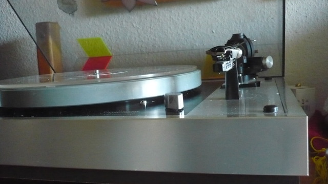 Thorens TD 160 MK2 Mit WEGA Scharnieren Und Durchbrochener Haube