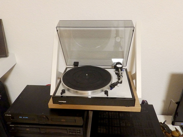 Thorens1