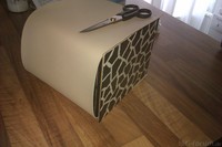 Muster mit Leder an Box