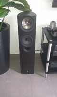 KEF iq7