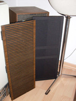 Grundig Bassbox 402a