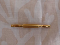 Gold-Pin