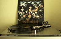 Kiss - Monster